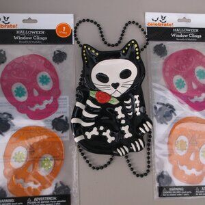 🐈‍⬛ Spooky-Chic Halloween Bundle – Black Cat, Black Necklace & 2 Window Clings